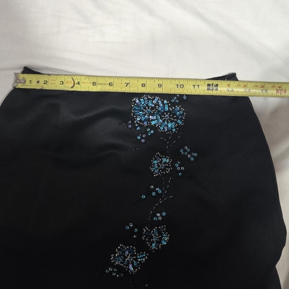 Jovani 2 Piece Corset And Skirt Set Black Withe Beaded And Sequins Detail Sz 2 - Picture 16 of 16